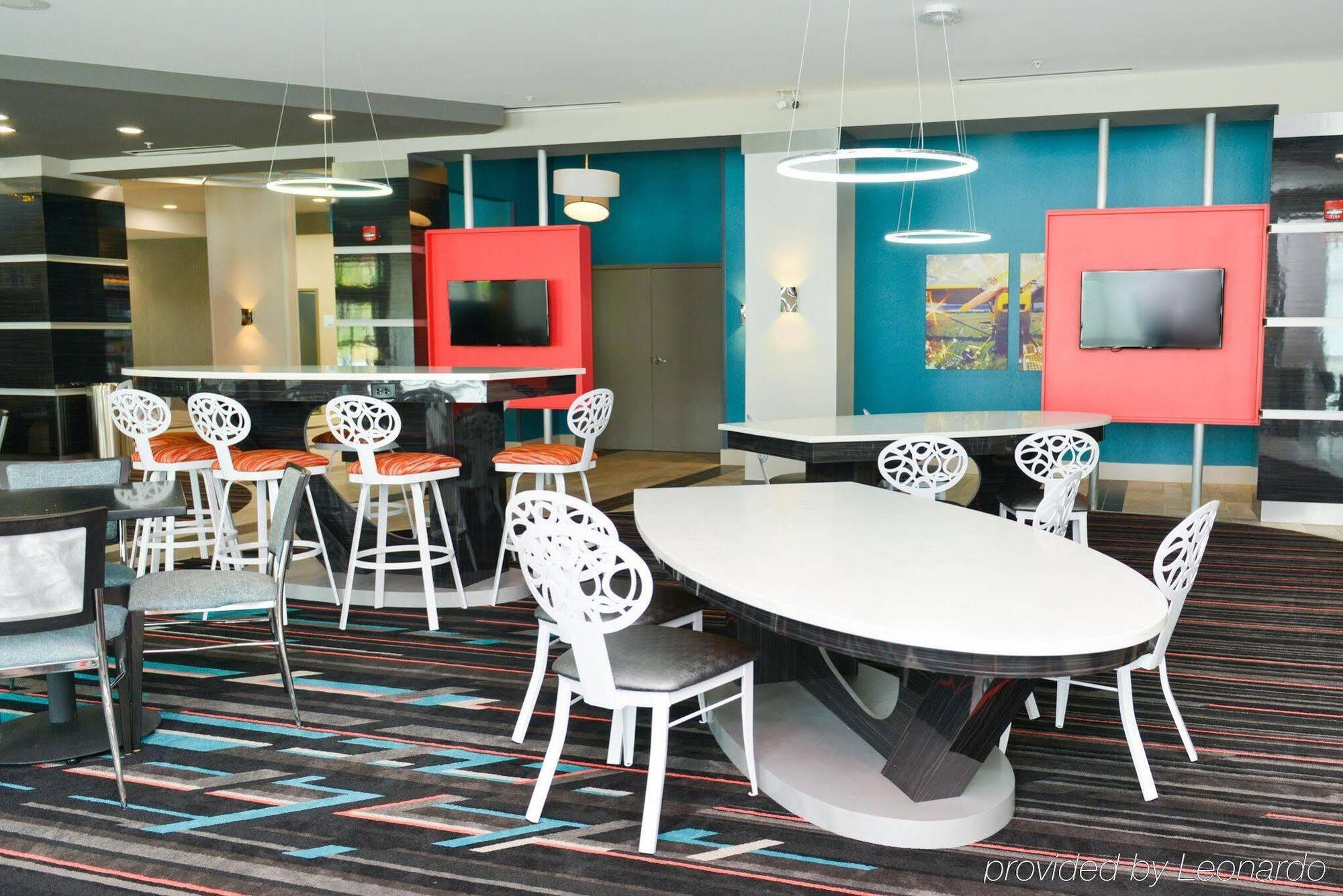Express & - Airport By Ihg 3* Charlotte