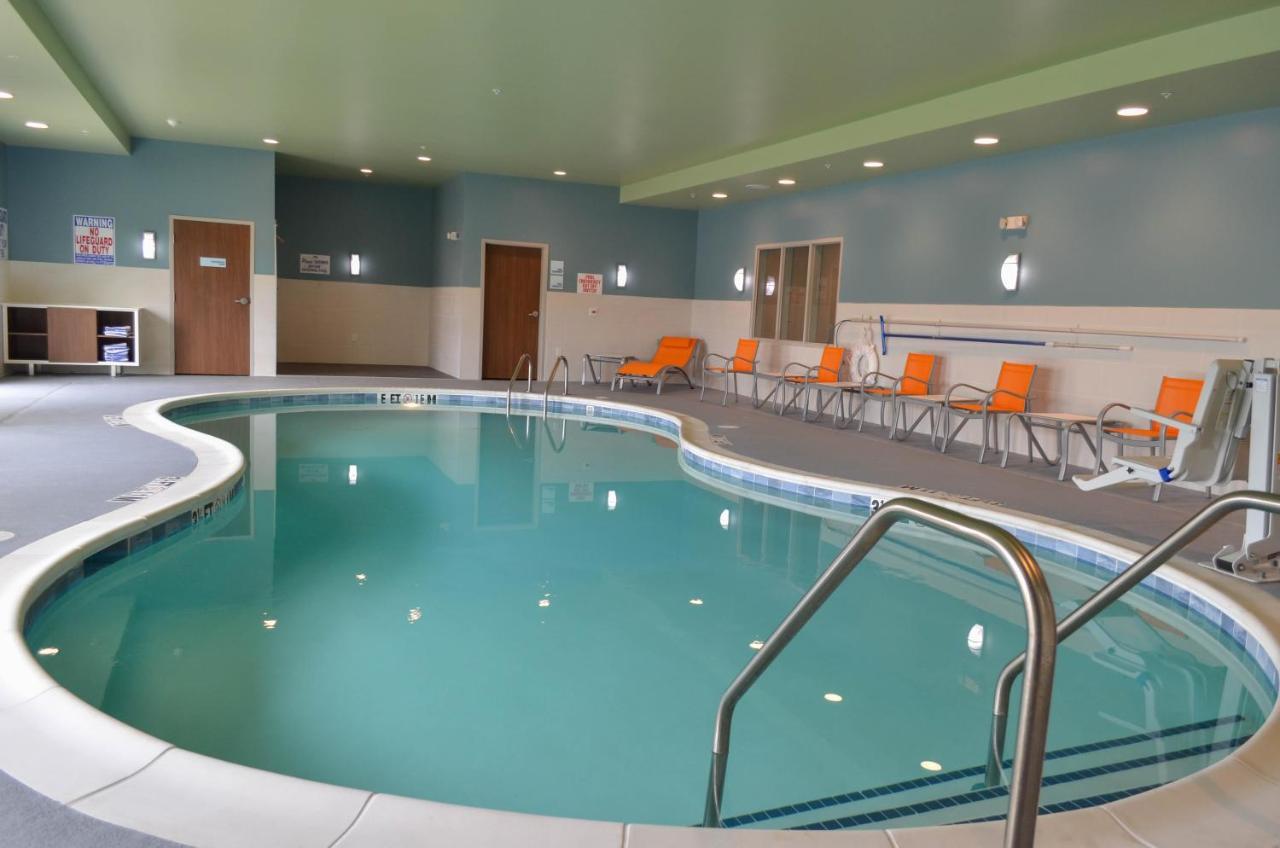 Hotel Express & - Ne - Area By Ihg 3*
