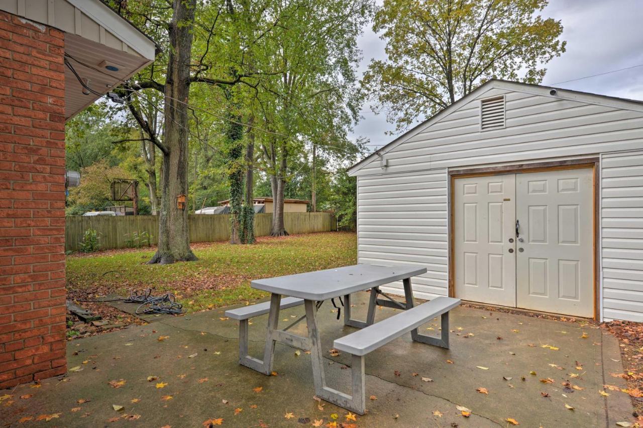Area With Patio - 6 Miles To Downtown *