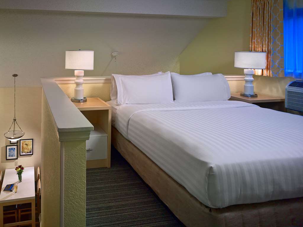 Sonesta Es Arrowood 3*