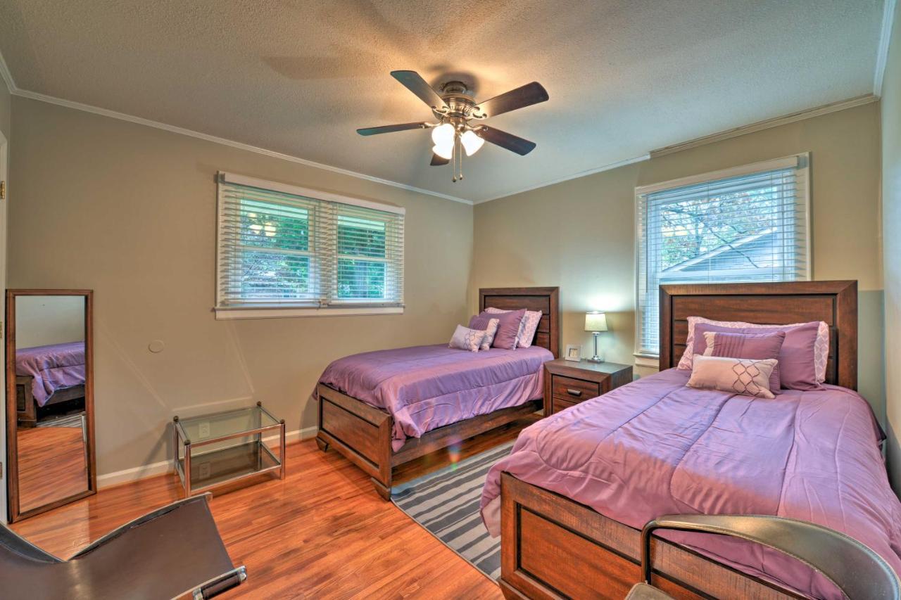 Area With Patio - 6 Miles To Downtown Charlotte