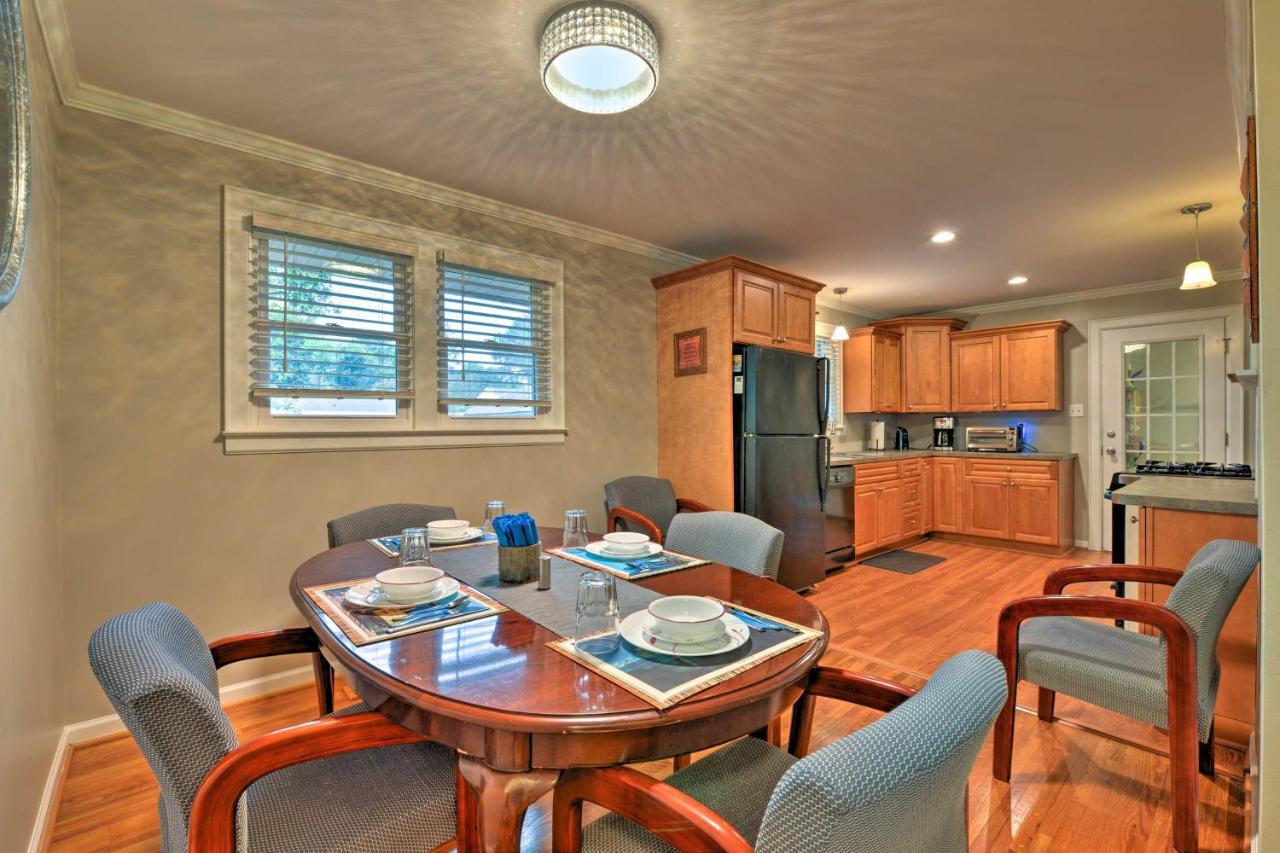 Area With Patio - 6 Miles To Downtown Holiday home