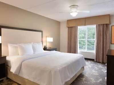 Hotel Homewood By Hilton Airport 2*
