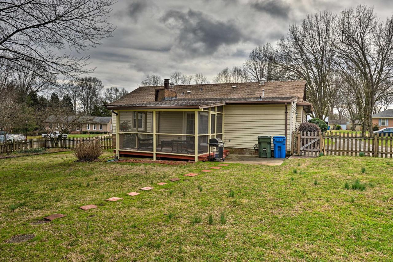 Cozy With Fenced Yard Less Than 1 Mi Downtown Matthews! Holiday home *