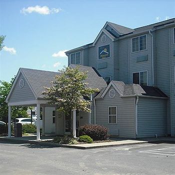 Hotel 6-charlotte, Nc -