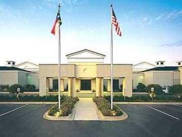 Doubletree By Hilton Airport 4*