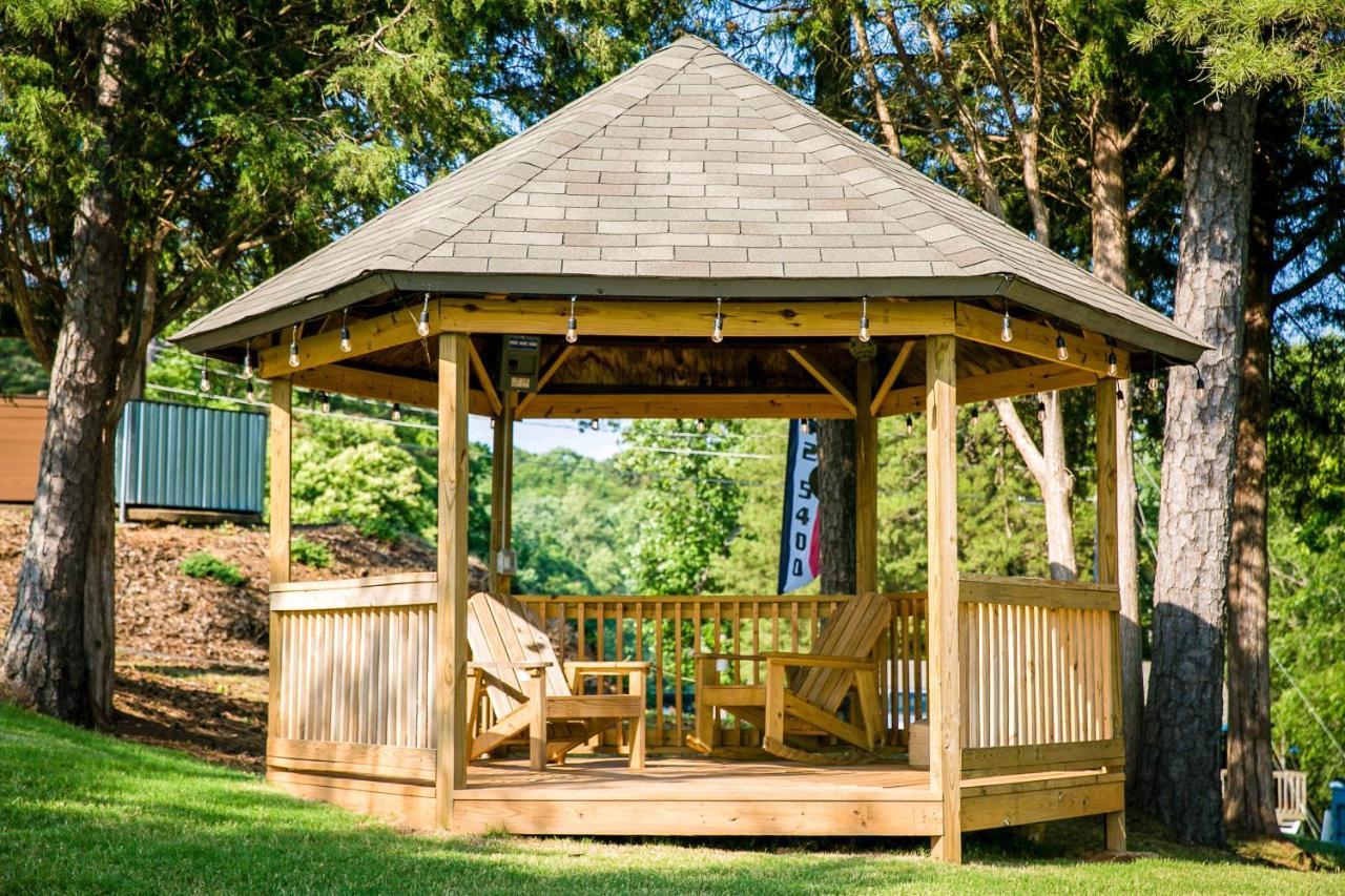 Holiday home Lakefront Studio With Private Porch #39 At Long Cove Charlotte