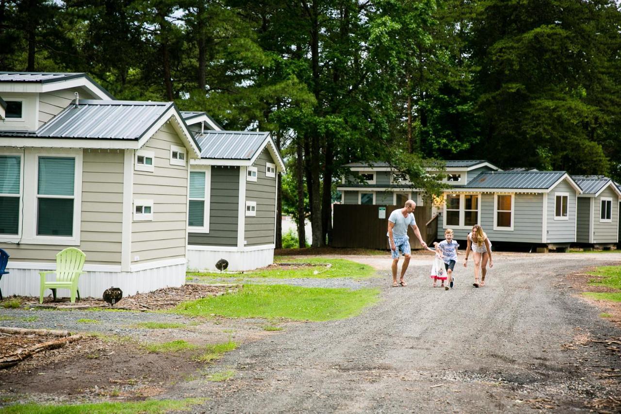 Holiday home Lakefront Studio With Private Porch #39 At Long Cove Charlotte