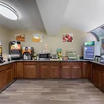 Quality Inn Airport-Near Uptown