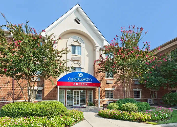 Sonesta Simply Suites Charlotte University
