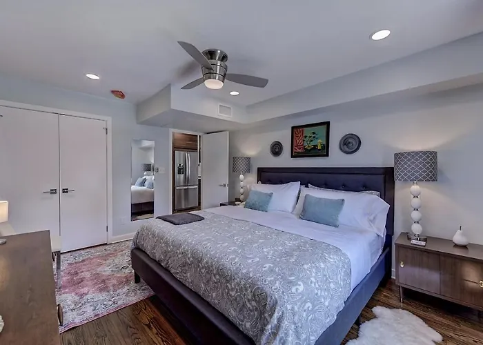 The Home Collection Clt: 510 Queens