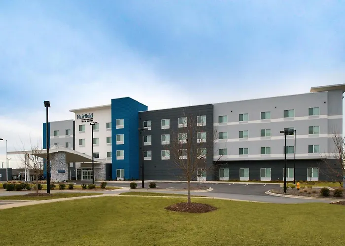 Fairfield Inn & Suites By Marriott Charlotte University Research Park
