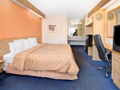 Motel Days By Wyndham Northlake 2*