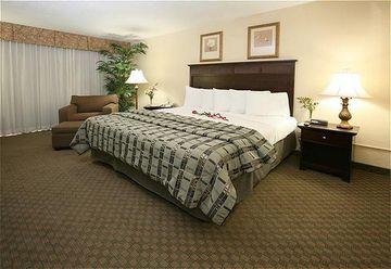 Courtyard By Marriott Charlotte Airport Loso 3* Charlotte
