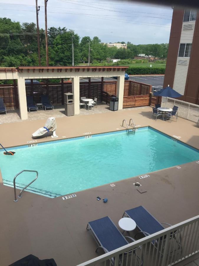 Candlewood - - Arrowood By Ihg Hotel Charlotte