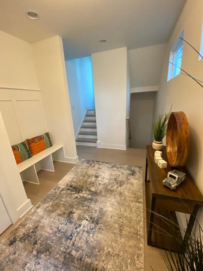 Entire Close To Boa Stadium & Holiday home