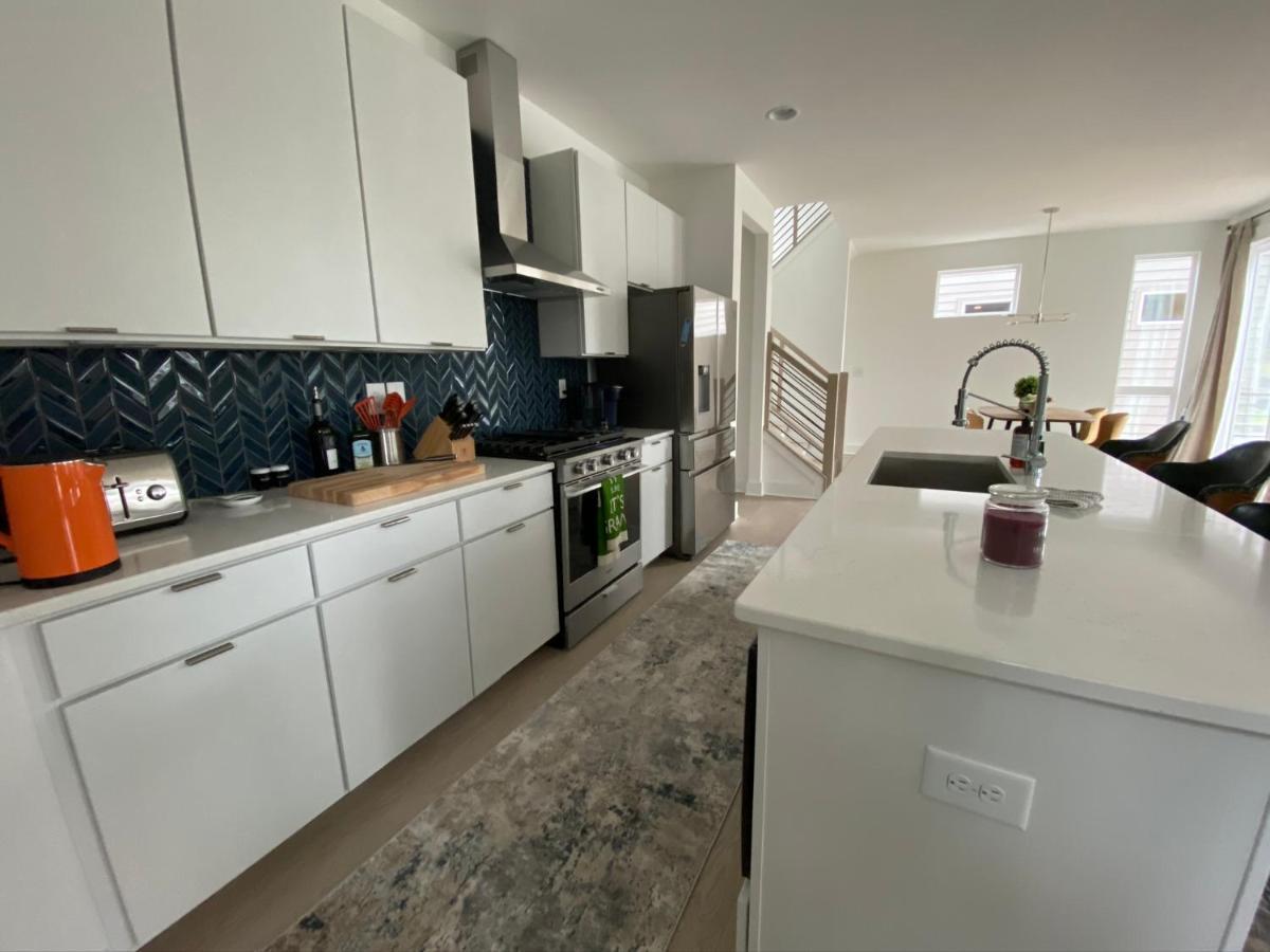 Entire Close To Boa Stadium & Holiday home