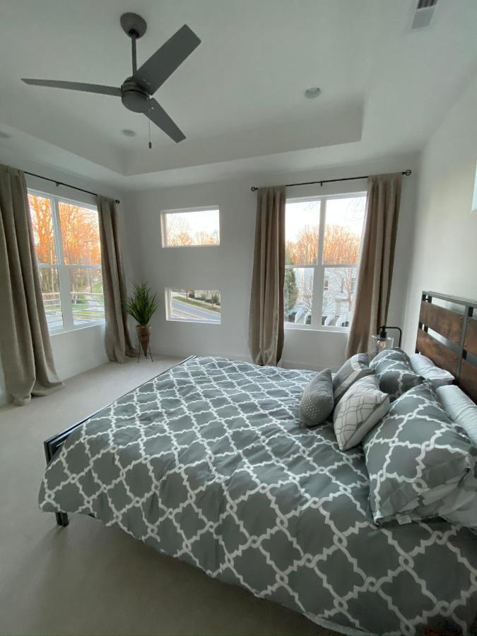 Entire Close To Boa Stadium & Holiday home Charlotte