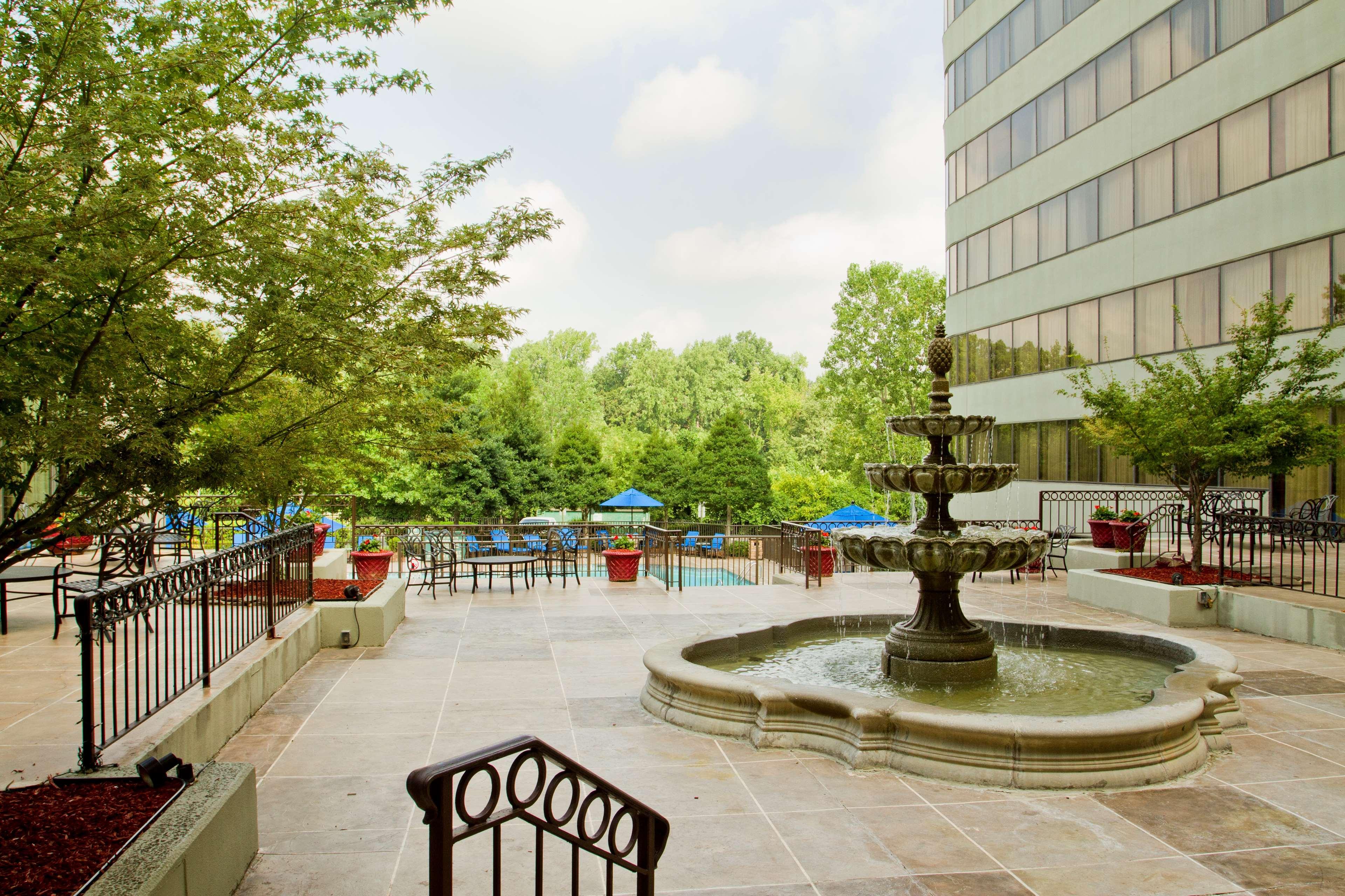 Doubletree By Hilton South Tyvola Hotel