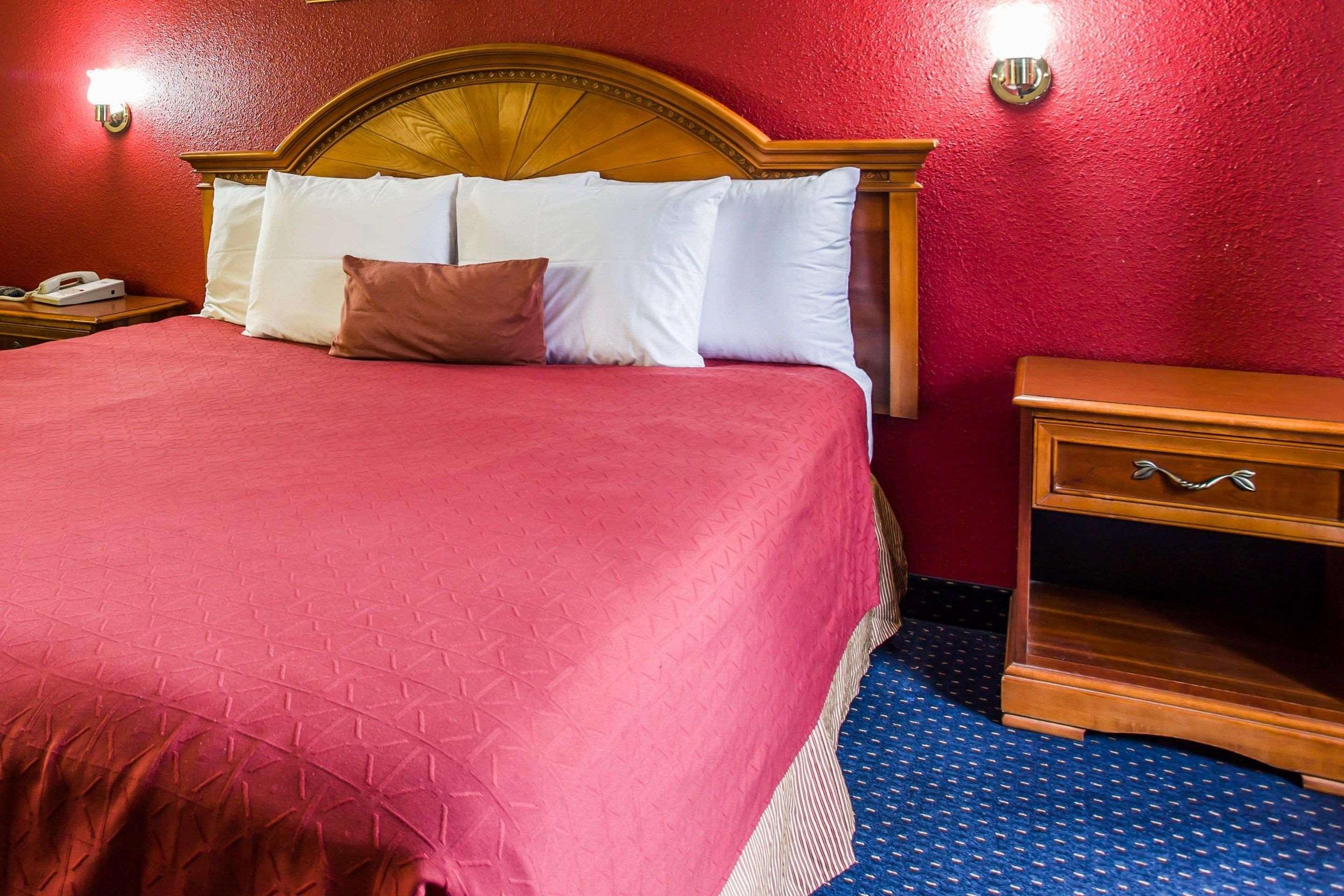 Rodeway Downtown 2* Charlotte