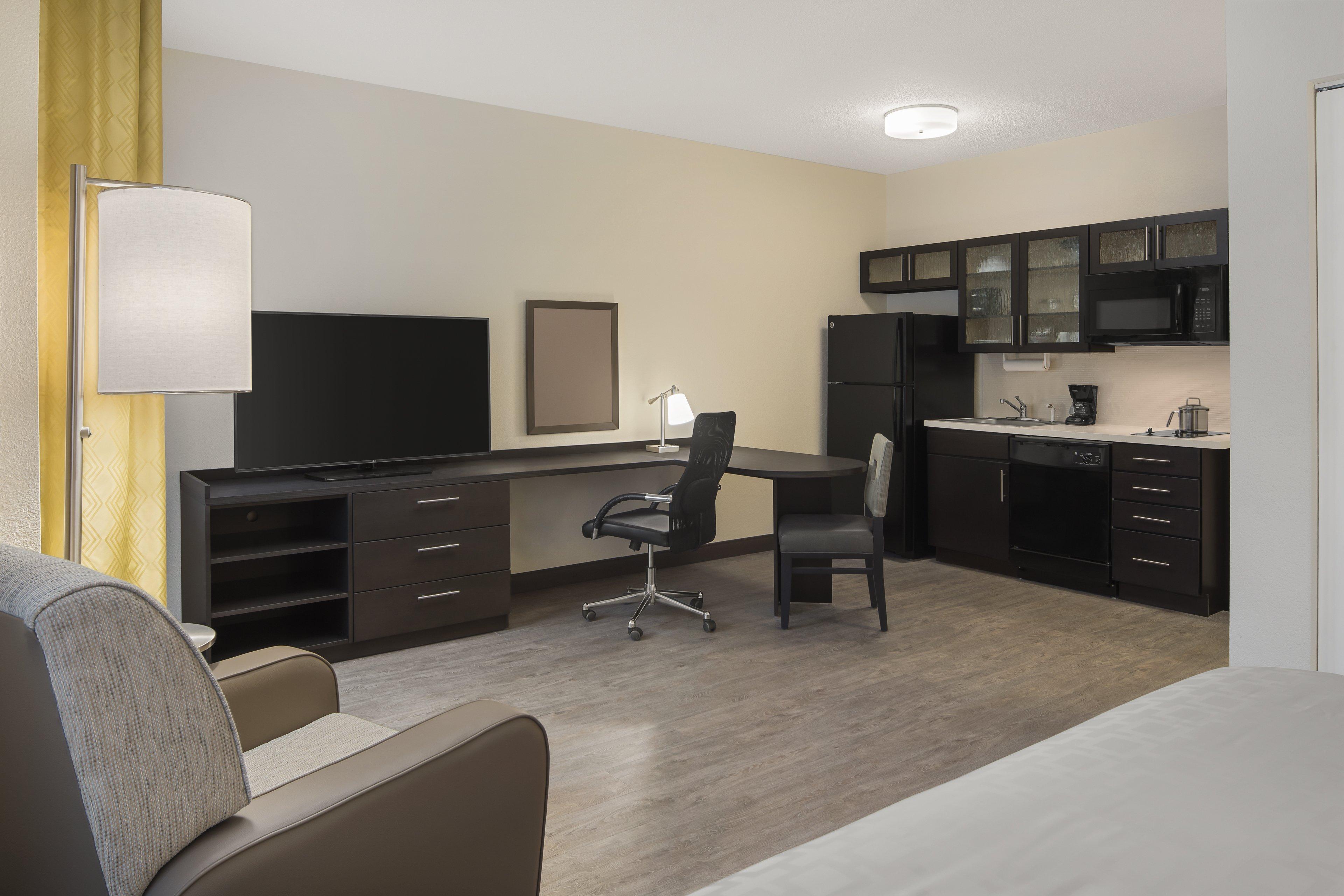 Candlewood - - Arrowood By Ihg Hotel 2*