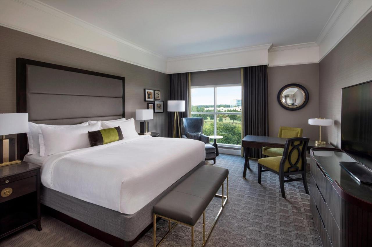 The Ballantyne, A Luxury Collection Hotel, Resort