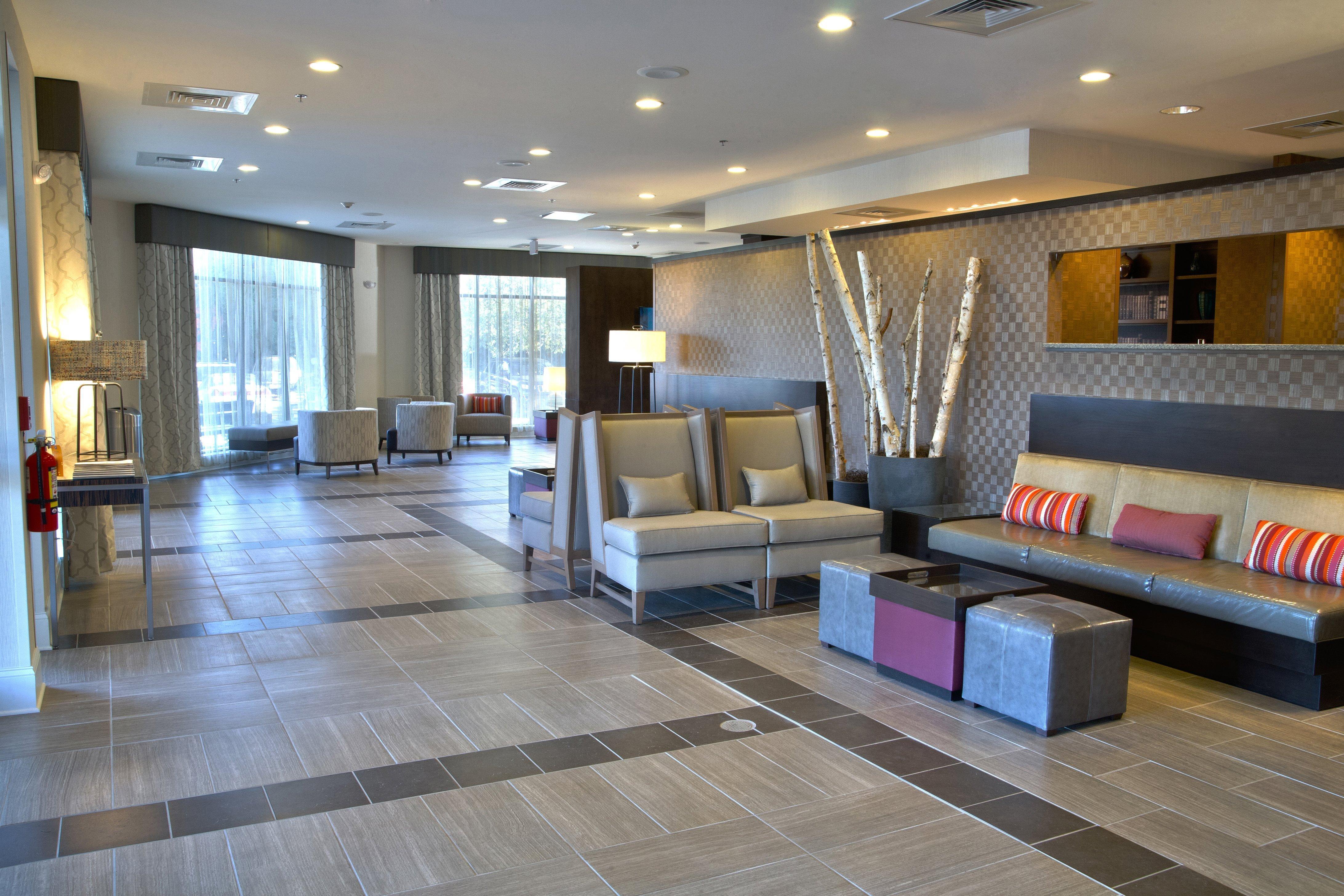 Hotel Airport By Ihg 3*