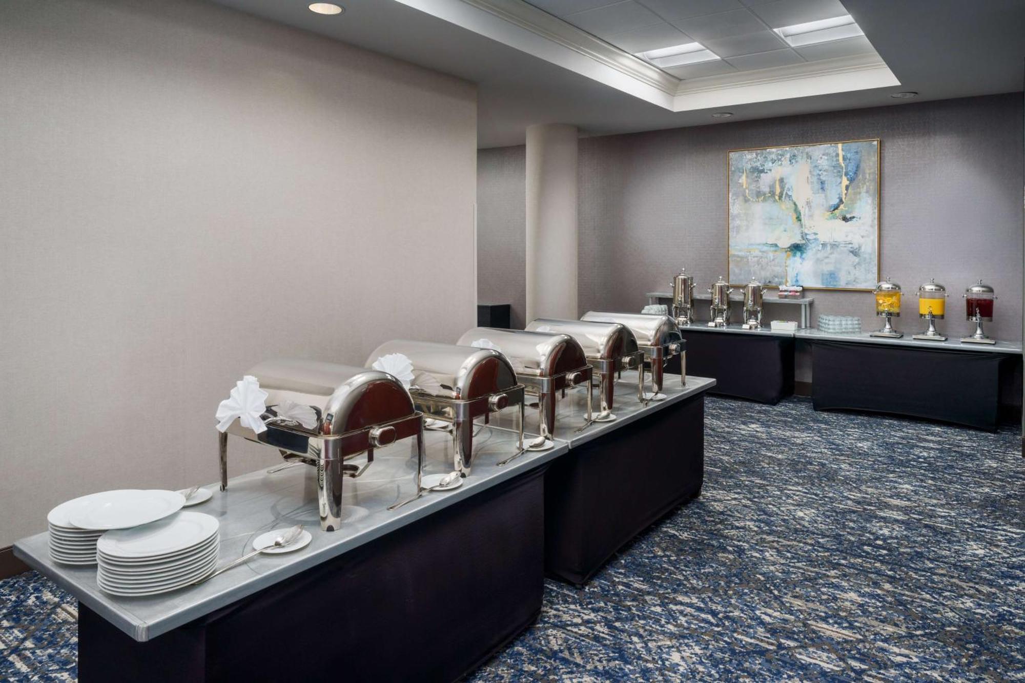 Doubletree By Hilton Center Hotel Charlotte