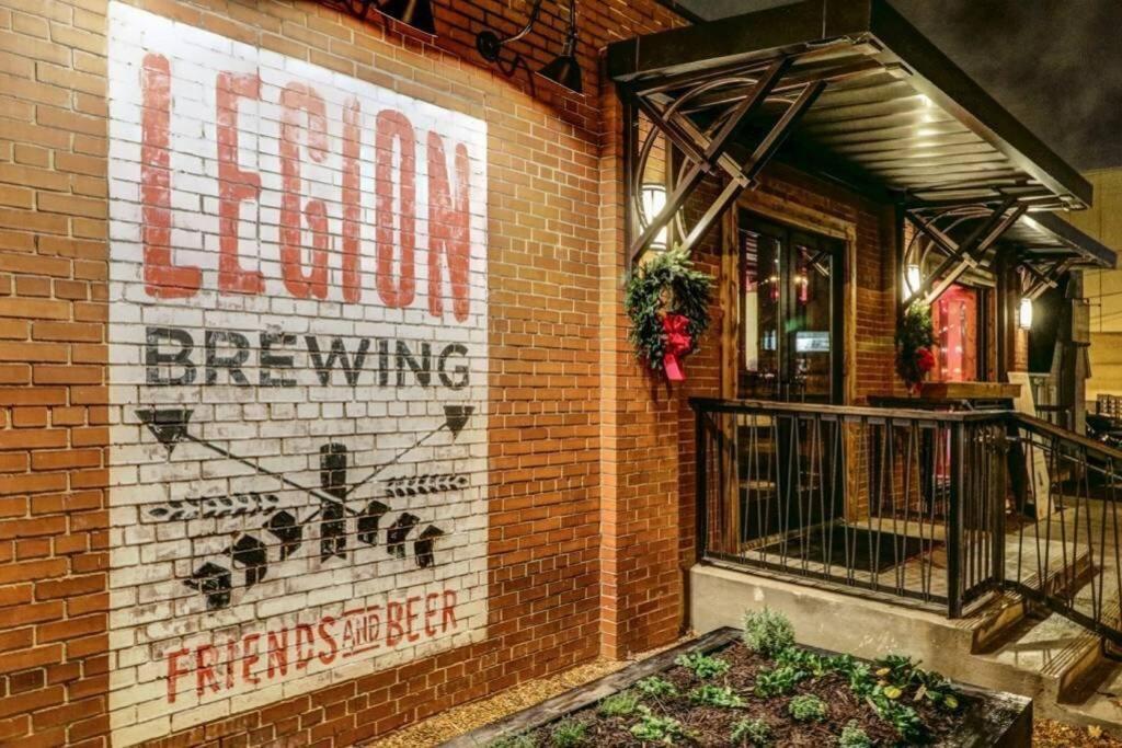 Walking Distance To Restaurants Bars And Breweries *