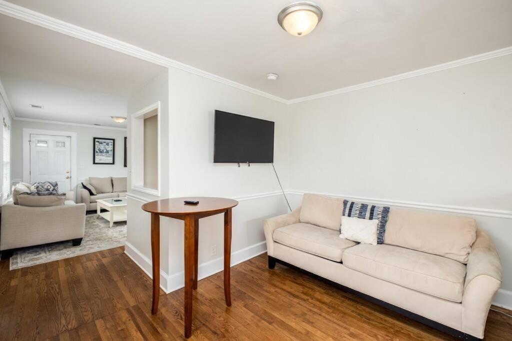 Holiday home Walking Distance To Restaurants Bars And Breweries *