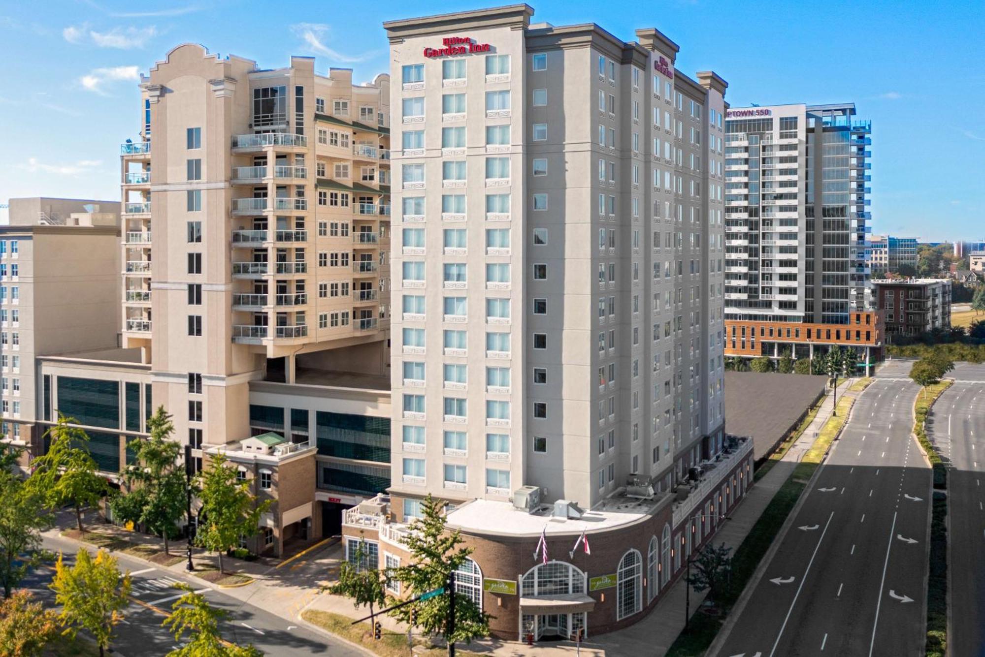 Hilton Garden Uptown