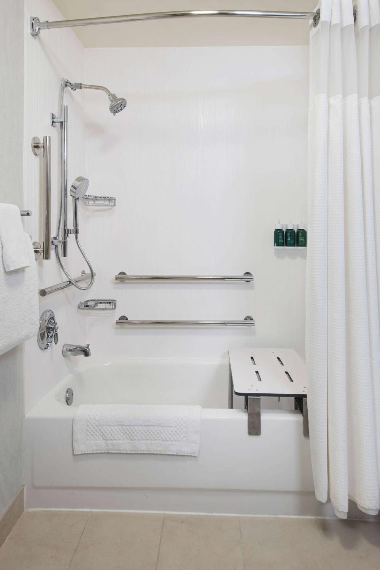 Sonesta Select Research Park 3*