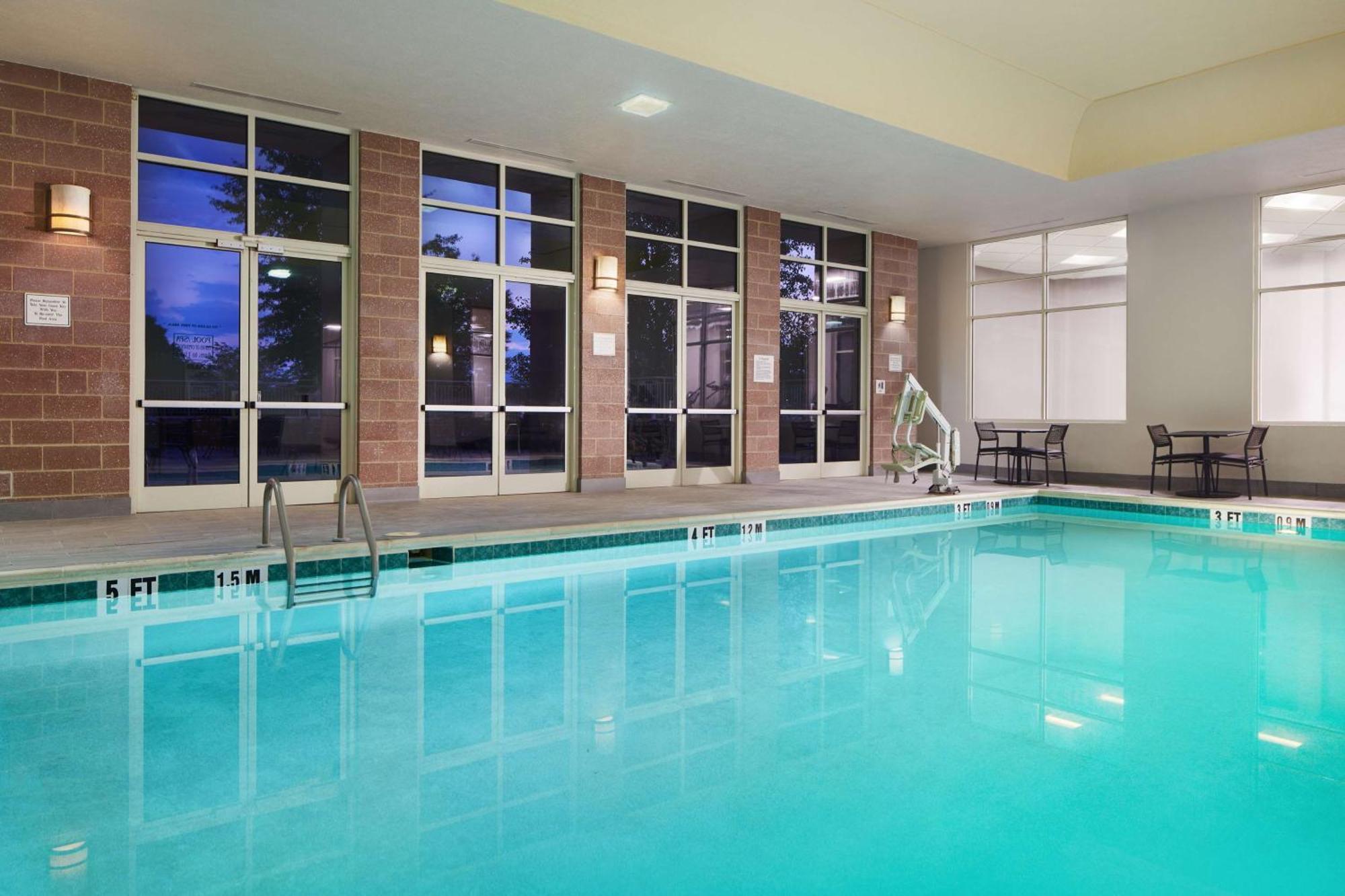 Hotel Hilton Airport