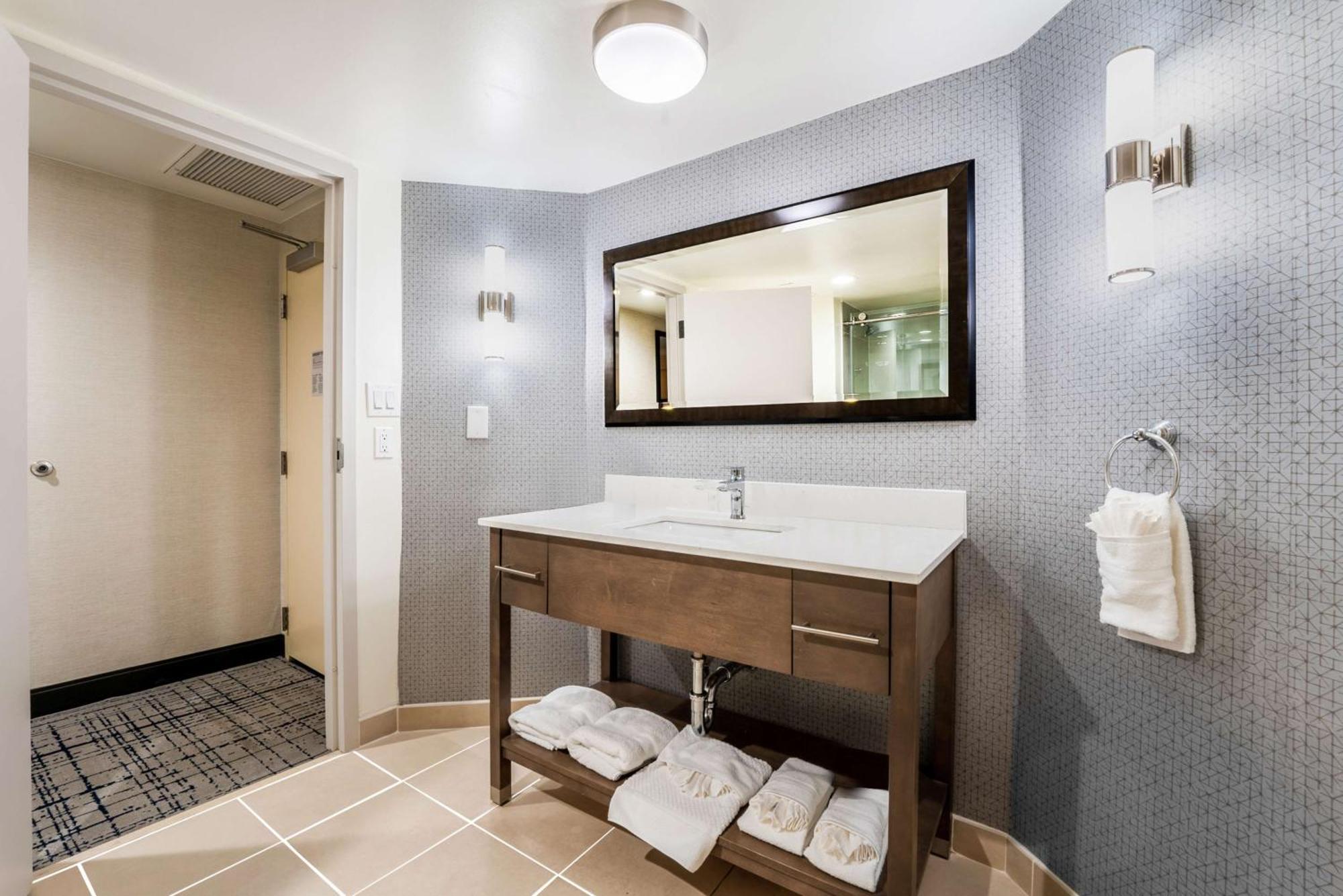 Doubletree By Hilton South Tyvola Hotel Charlotte