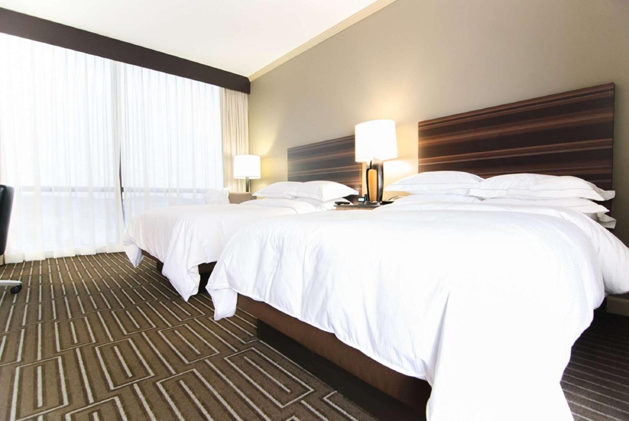 Hotel Hilton Place