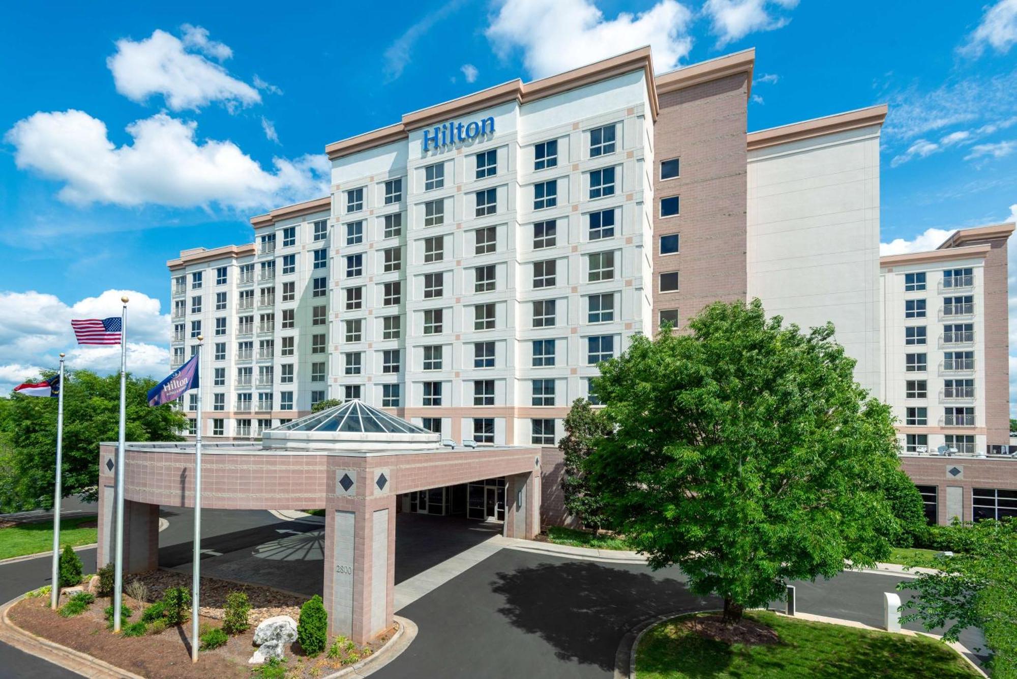 Hilton Airport 4*