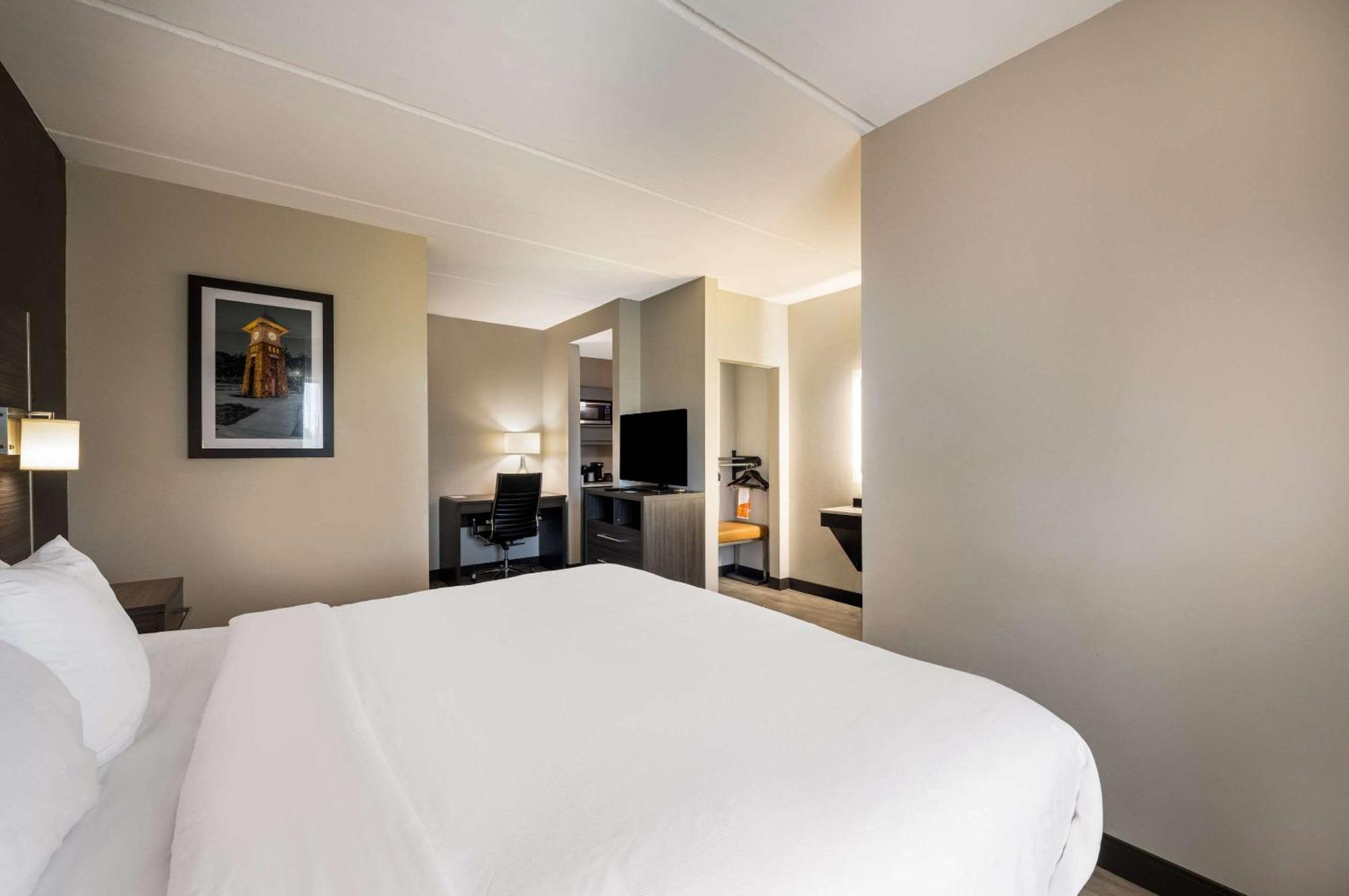 Comfort Northlake Hotel