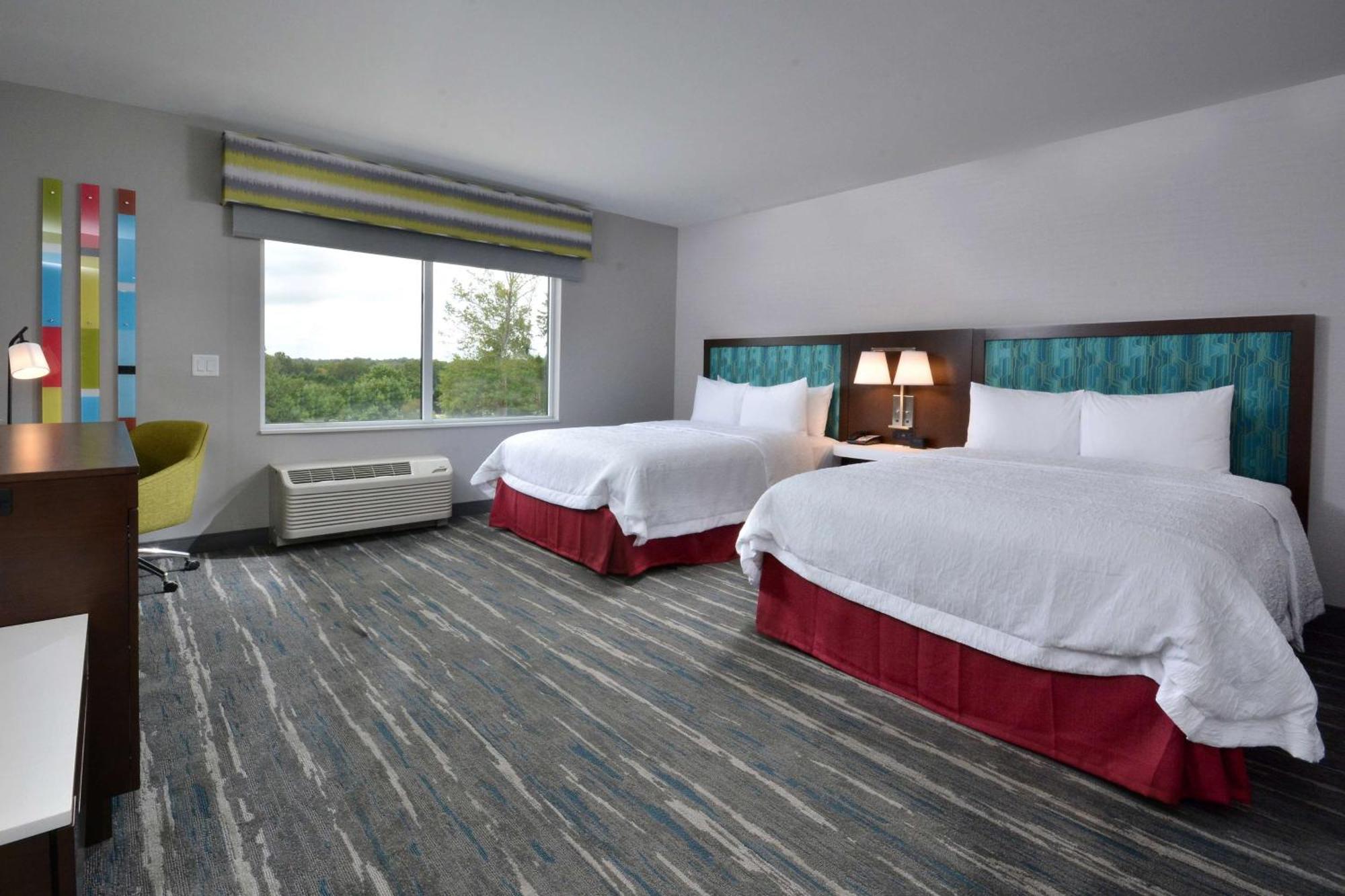 Hampton & North I 485 Hotel