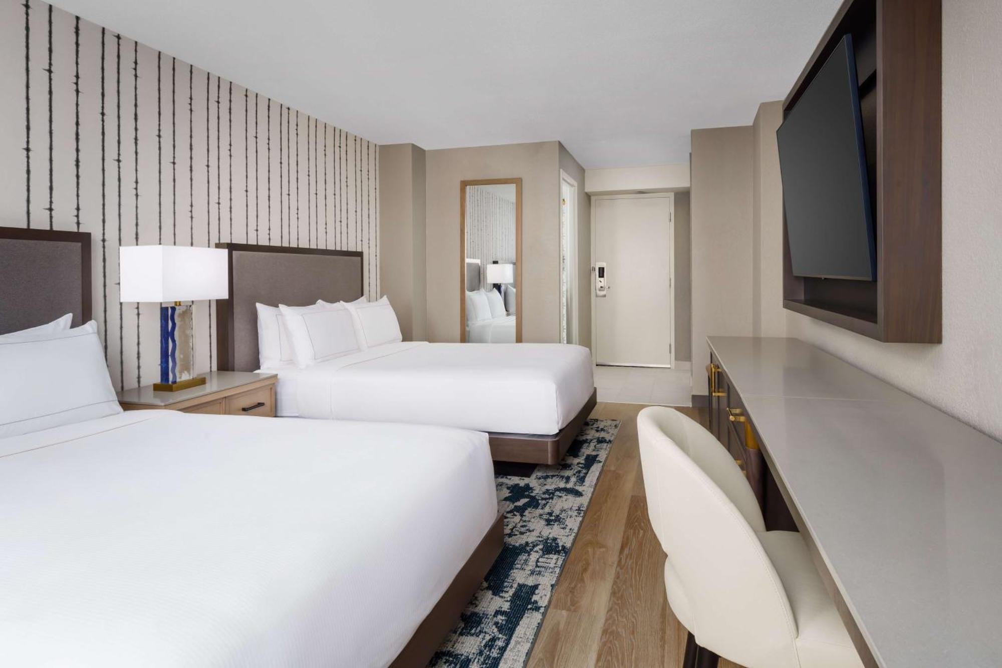 Doubletree By Hilton Center Charlotte