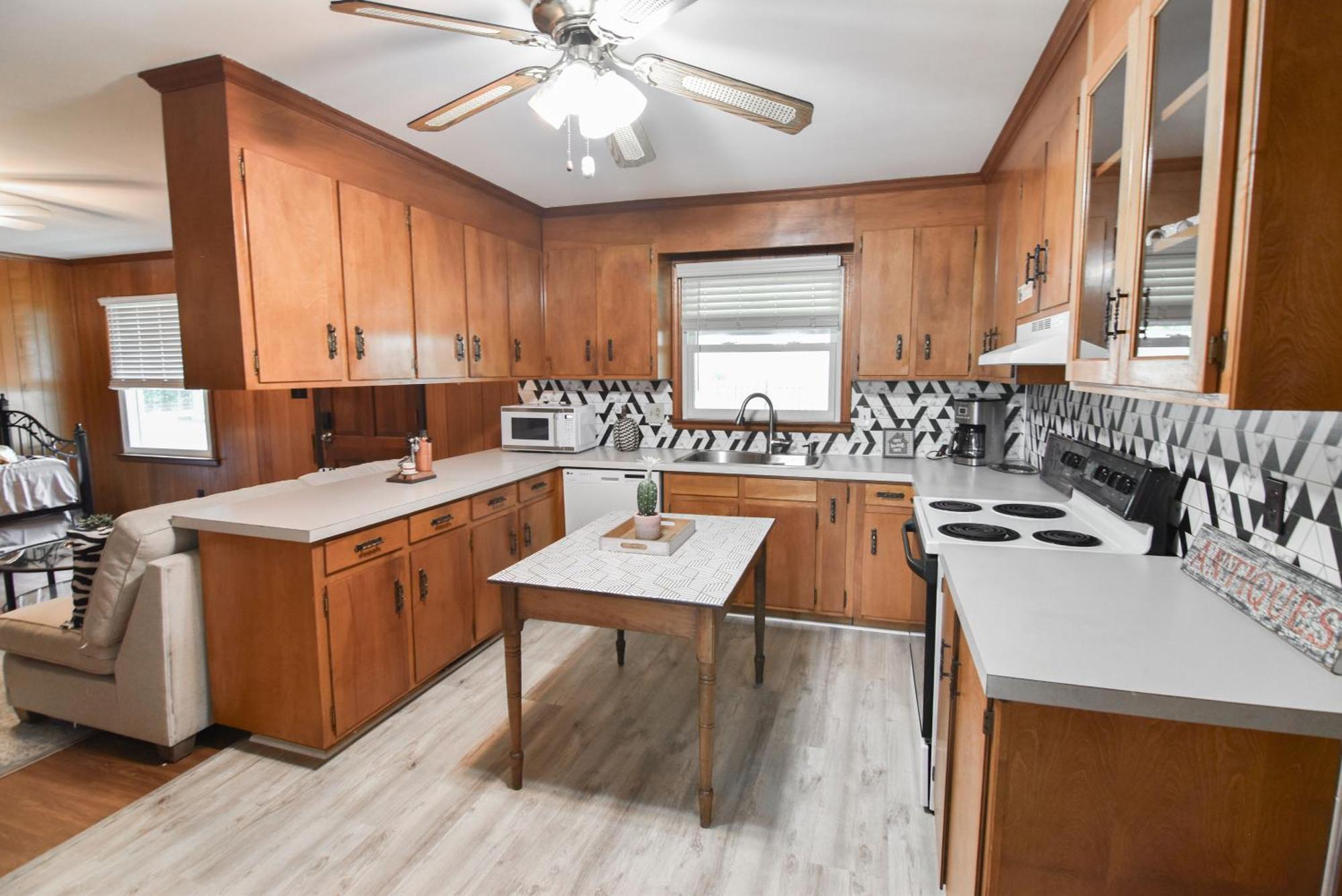 Cozy 2br 2ba 5 Min To 20 Min To Downtown Clt Holiday home