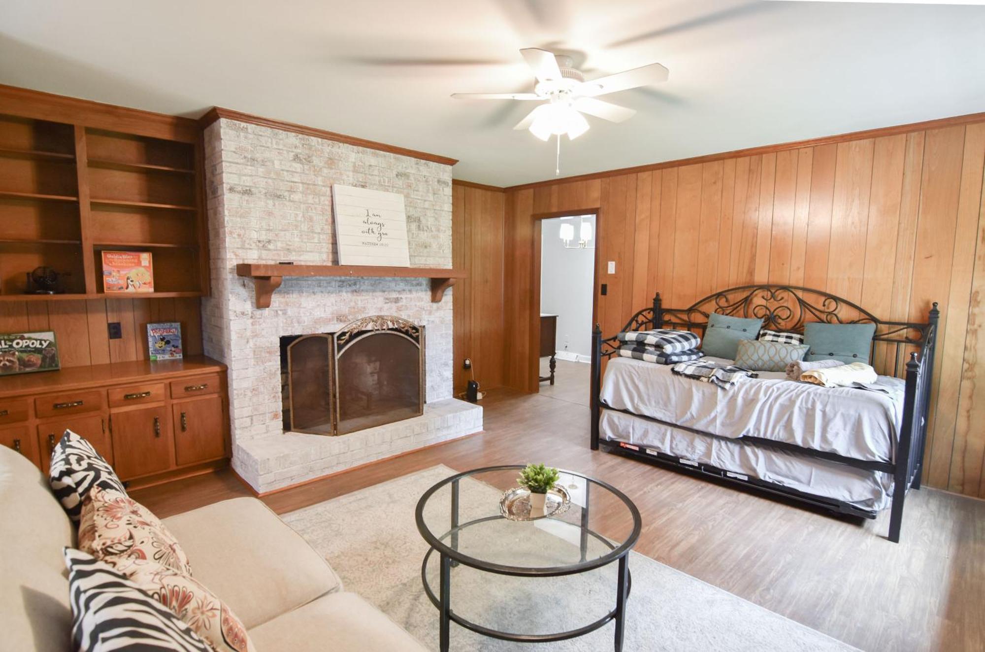 Holiday home Cozy 2br 2ba 5 Min To 20 Min To Downtown Clt Charlotte