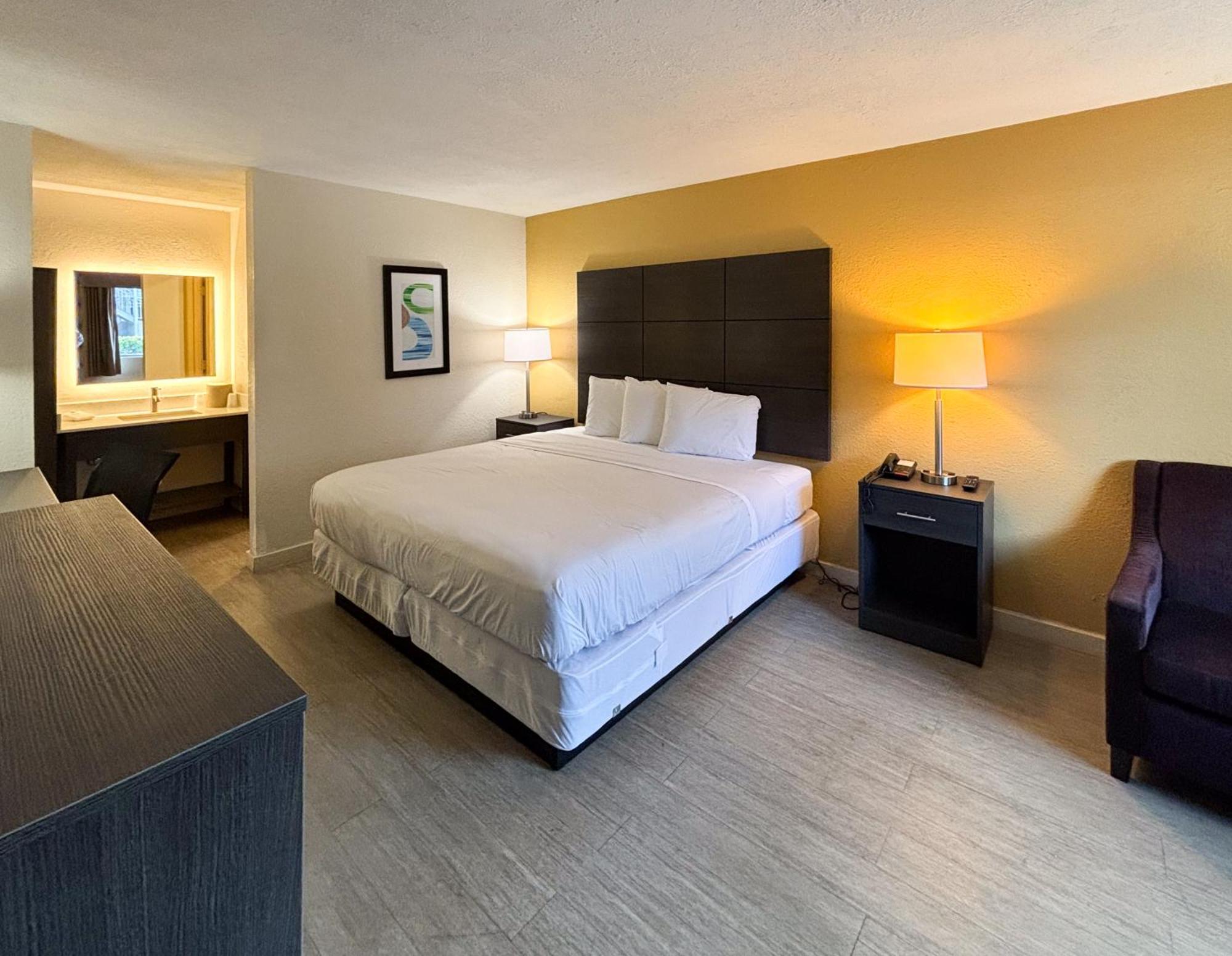 Hotel 6 Charlotte, Nc Northlake 2*