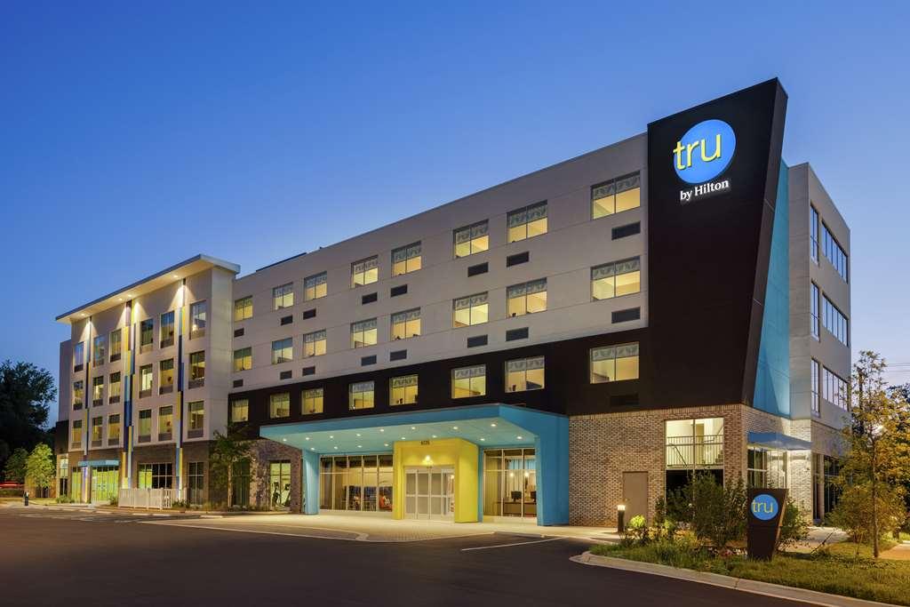 Tru By Hilton Tyvola I-77 3*