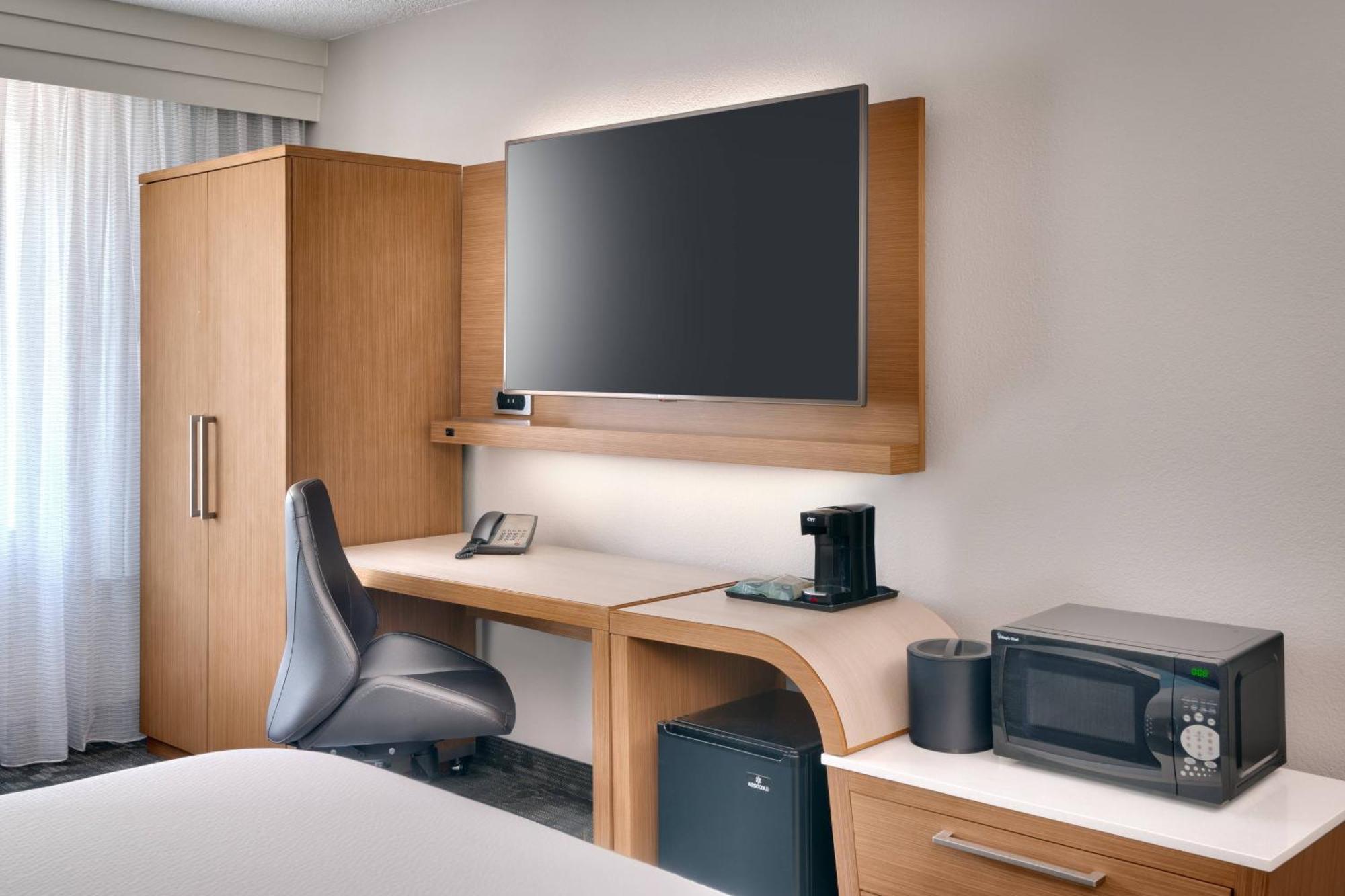 Hotel Courtyard By Marriott Charlotte Airport Loso Charlotte