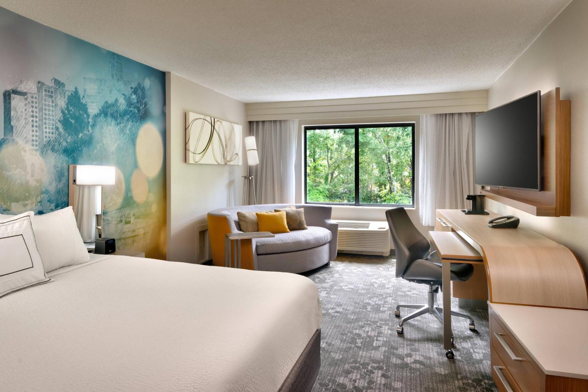 Hotel Courtyard By Marriott Charlotte Airport Loso 3*