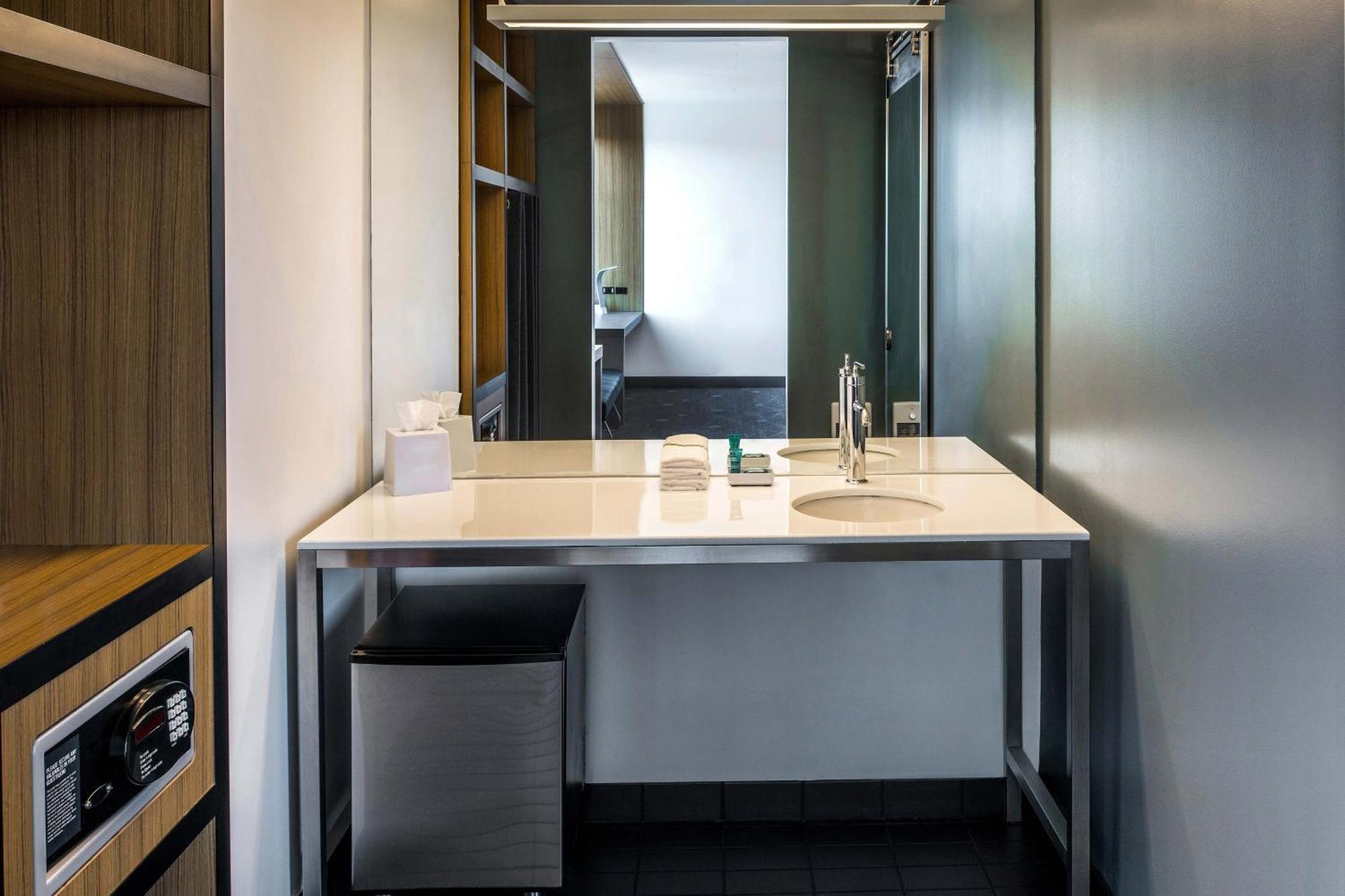 Aloft Ballantyne 3*