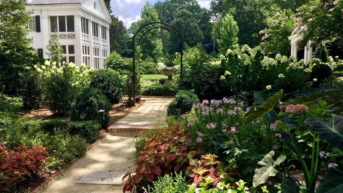 Holiday home 2 Bedroom In Myers Park With Comfortable Screened Porch
