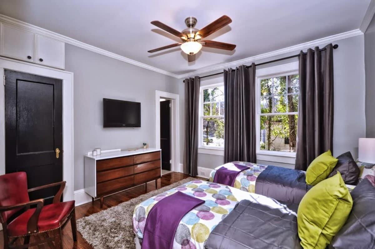 2 Bedroom In Myers Park With Comfortable Screened Porch Holiday home