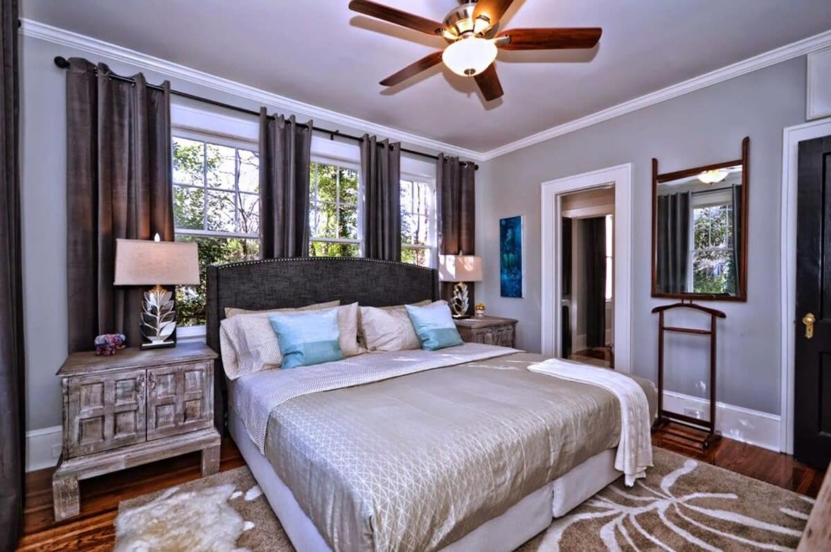 2 Bedroom In Myers Park With Comfortable Screened Porch Holiday home *