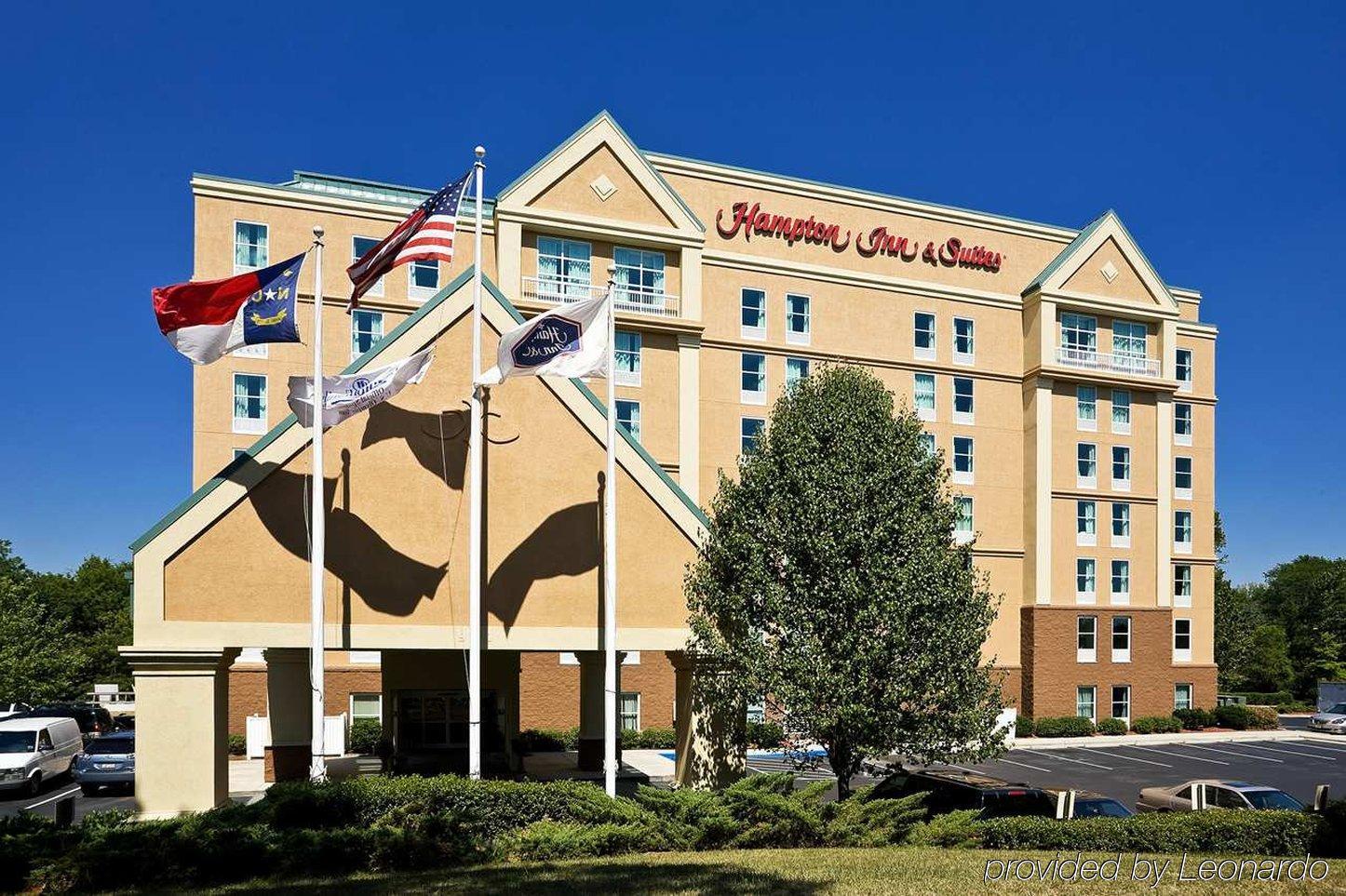 Hampton & Arrowood Rd Hotel Charlotte